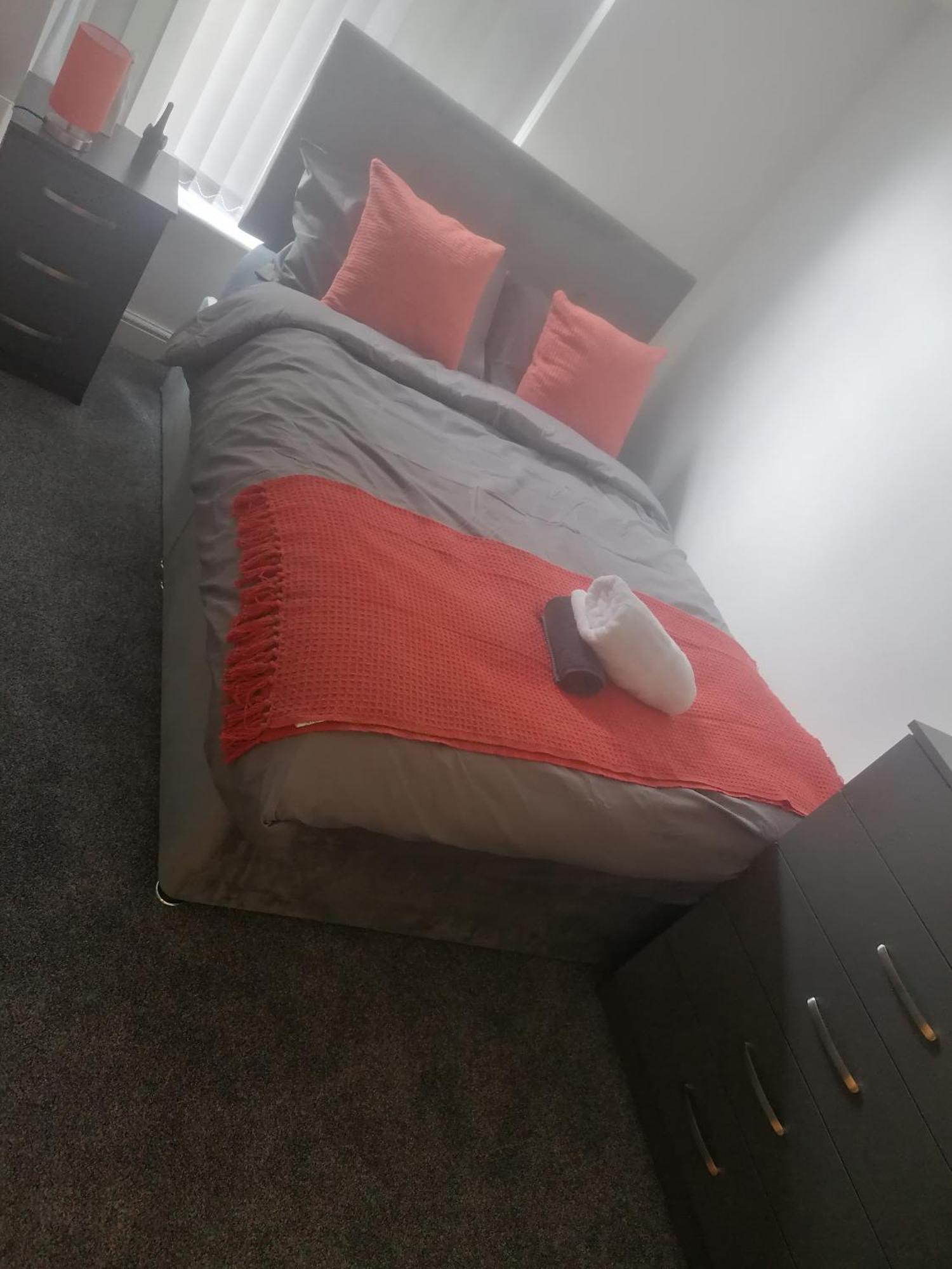 Rossy Home Of Relaxations Stoke-on-Trent Extérieur photo