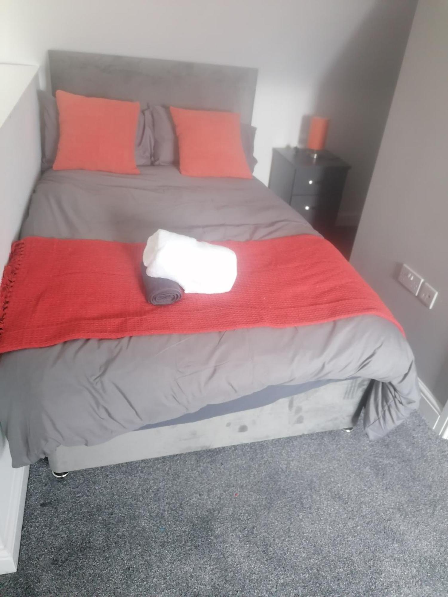 Rossy Home Of Relaxations Stoke-on-Trent Extérieur photo